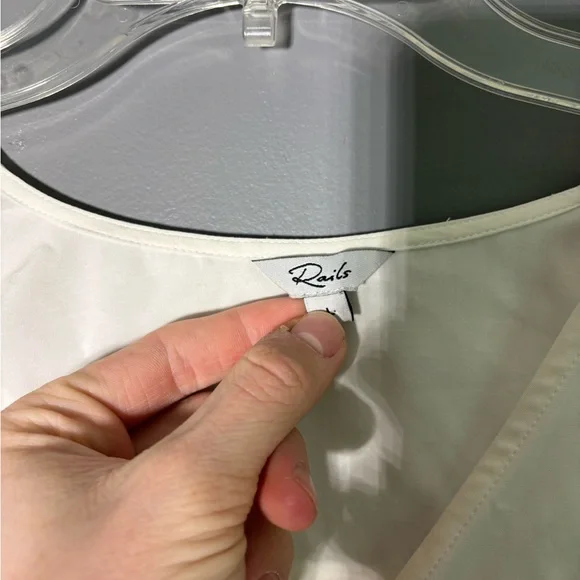 Rails Hillary Blouse in White Womens Size Large - Picture 6 of 7